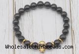 CGB7511 8mm garnet bracelet with skull for men or women